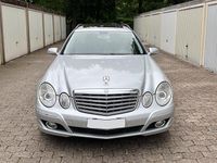 Gebraucht Mercedes E500 Elegance 387 PS (284 kW) 2006 Silber Kombi