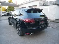 Gebraucht Porsche Cayenne Sport 245 PS (180 kW) 2013 Schwarz SUV