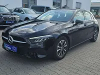 Gebraucht Mercedes A180 116 PS (85 kW) 2025 Nachtschwarz  unilack Kleinwagen