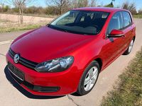 Gebraucht VW Golf VI 105 PS (77 kW) 2010 Rot Kleinwagen