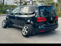 Usata VW Touran 105 CV (77 kW) 2012 Nero Monovolume