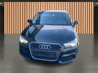 Gebraucht Audi A1 Attraction 86 PS (63 kW) 2012 Schwarz brillantschwarz Kleinwagen