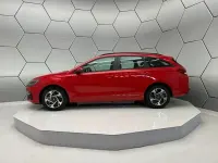 Gebraucht Hyundai i30 GO! 101 PS (74 kW) 2024 Rot Kombi