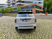 Neu Rolls Royce Cullinan 544 PS (400 kW) 2026 Crystal over selby grey SUV
