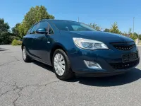 Gebraucht Opel Astra 115 PS (84 kW) 2011 Blau Limousine
