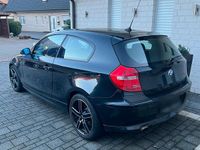 Gebraucht BMW 118 143 PS (105 kW) 2008 Schwarz Kleinwagen