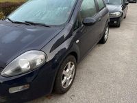 Gebraucht Fiat Punto Pop 69 PS (50 kW) 2012 Blau Kleinwagen