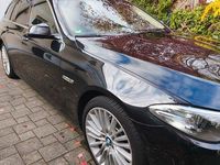 Gebraucht BMW 530 Luxury Line 258 PS (189 kW) 2015 Schwarz Kombi