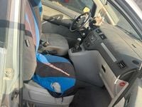 Gebraucht Ford Focus 100 PS (73 kW) 2004 Silber Limousine