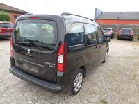 Gebraucht Peugeot Partner Tepee Active 98 PS (72 kW) 2016 Schwarz Van / Kleinbus