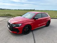 Gebraucht Audi RS3 Sport 400 PS (294 kW) 2025 Rot Limousine