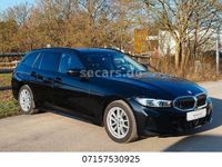 Gebraucht BMW 320 Sport Line 190 PS (139 kW) 2022 Saphirschwarz metallic Kombi