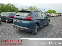 Gebraucht Peugeot 2008 Active 110 PS (80 kW) 2016 Grün SUV