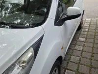 Gebraucht Chevrolet Spark 68 PS (50 kW) 2011 Weiß Kleinwagen