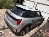 Neu Mini Cooper S Classic 204 PS (150 kW) 2025 Silber Kleinwagen