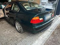 Gebraucht BMW 320 Sport Line 150 PS (110 kW) 1999 Grün Coupé