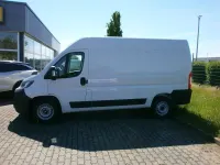 Neu Opel Movano 140 PS (102 kW) 2026 Weiß Van