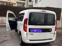 Gebraucht Opel Combo 105 PS (77 kW) 2013 Weiß Van / Kleinbus