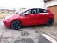 Gebraucht Kia Rio 86 PS (63 kW) 2013 Rot Kleinwagen