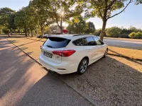 Gebraucht Ford Focus ST 190 PS (139 kW) 2019 Weiß Kombi