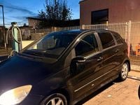 Second-hand Mercedes B200 193 CP (141 kW) 2006 Negru Monovolum
