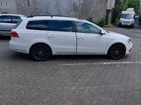 Gebraucht VW Passat Comfortline 140 PS (102 kW) 2013 Weiß Limousine