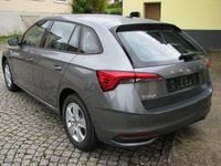 Neu Skoda Scala Drive 116 PS (85 kW) 2025 Grau Kleinwagen