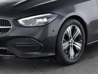 Gebraucht Mercedes C200 Avantgarde 163 PS (119 kW) 2023 Grau Limousine