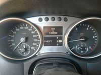 Gebraucht Mercedes ML320 224 PS (164 kW) 2009 Silber SUV