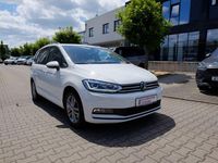 Gebraucht VW Touran S 150 PS (110 kW) 2024 Weiß Van / Kleinbus