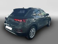 Gebraucht VW T-Roc 150 PS (110 kW) 2025 Grau SUV