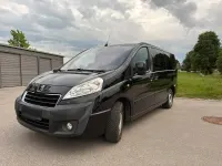 Gebraucht Peugeot TePee 163 PS (119 kW) 2013 Schwarz Van / Kleinbus