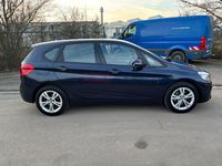 Gebraucht BMW 218 Active Tourer Basis 136 PS (100 kW) 2014 Blau Van / Kleinbus