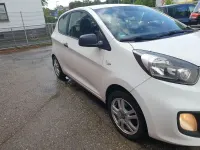 Gebraucht Kia Picanto 69 PS (50 kW) 2012 Weiß Kleinwagen