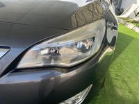 Gebraucht Opel Astra Edition 140 PS (102 kW) 2010 Grau Limousine