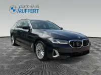 Gebraucht BMW 540 340 PS (250 kW) 2023 Sophistograu brillanteffekt Kombi
