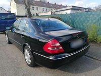 Gebraucht Mercedes E220 Elegance 150 PS (110 kW) 2004 Schwarz Limousine