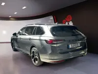 Neu Skoda Superb SportLine 193 PS (141 kW) 2026 Graphitegrau metallic Kombi