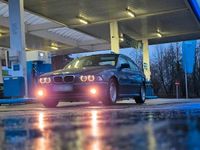 Second-hand BMW 525 193 CP (141 kW) 2001 Albastru Berlinǎ