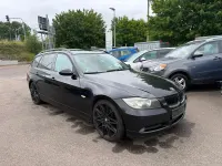 Gebraucht BMW 318 129 PS (94 kW) 2007 Schwarz Kombi