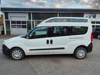 Gebraucht Opel Combo Selection 120 PS (88 kW) 2018 Weiß Van / Kleinbus