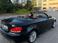 Gebraucht BMW 118 Cabriolet Shadowline 143 PS (105 kW) 2011 Schwarz Cabrio
