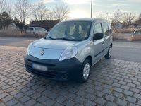 Gebraucht Renault Kangoo 106 PS (77 kW) 2008 Silber Van / Kleinbus