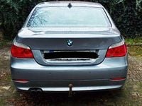Gebraucht BMW 525 197 PS (144 kW) 2007 Grau Limousine
