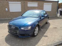 Gebraucht Audi A4 Ambiente 150 PS (110 kW) 2015 Blau Limousine
