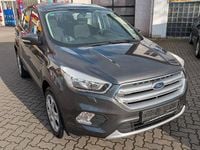 Gebraucht Ford Kuga Trend 120 PS (88 kW) 2017 Grau SUV