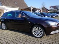 Gebraucht Opel Insignia Innovation 160 PS (117 kW) 2011 Mahogany brown (p2/so) Kombi