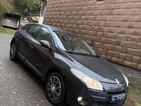 Gebraucht Renault Mégane GrandTour 115 PS (84 kW) 2011 Schwarz Kombi