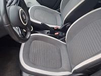 Gebraucht Renault Twingo Life 71 PS (52 kW) 2015 Schwarz Kleinwagen