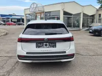 Gebraucht VW Passat IQ Drive 150 PS (110 kW) 2024 Weiß Kombi